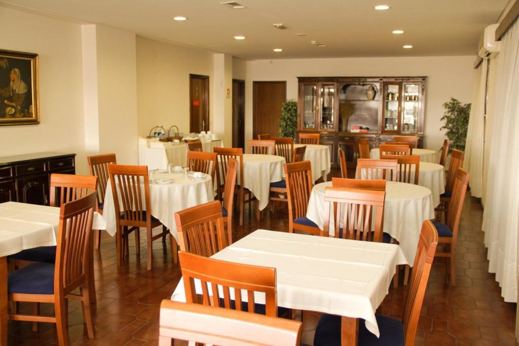 Hotel Chale Paredes Buitenkant foto