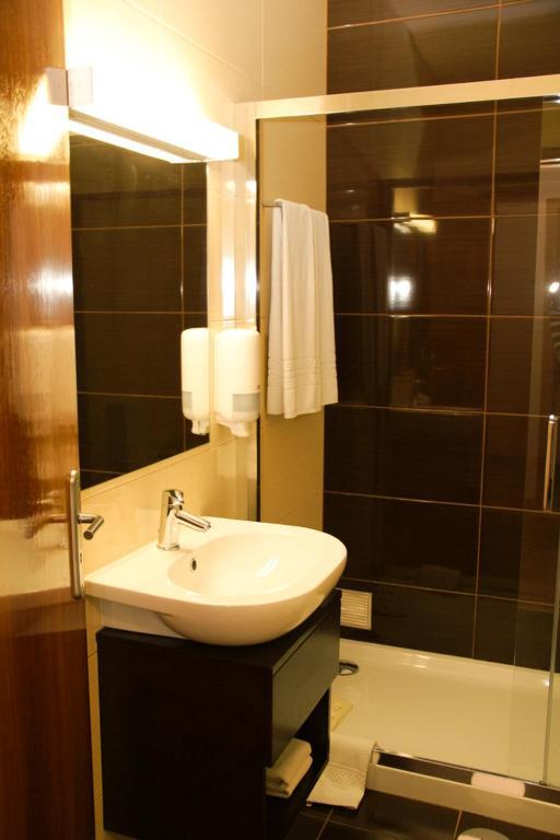 Hotel Chale Paredes Kamer foto