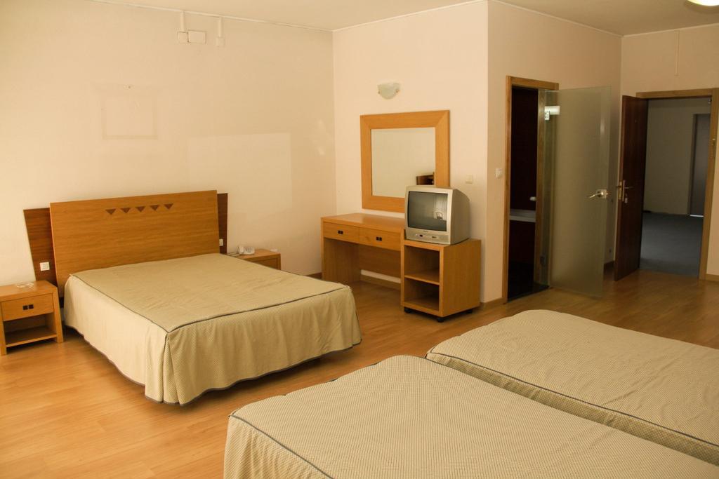 Hotel Chale Paredes Buitenkant foto